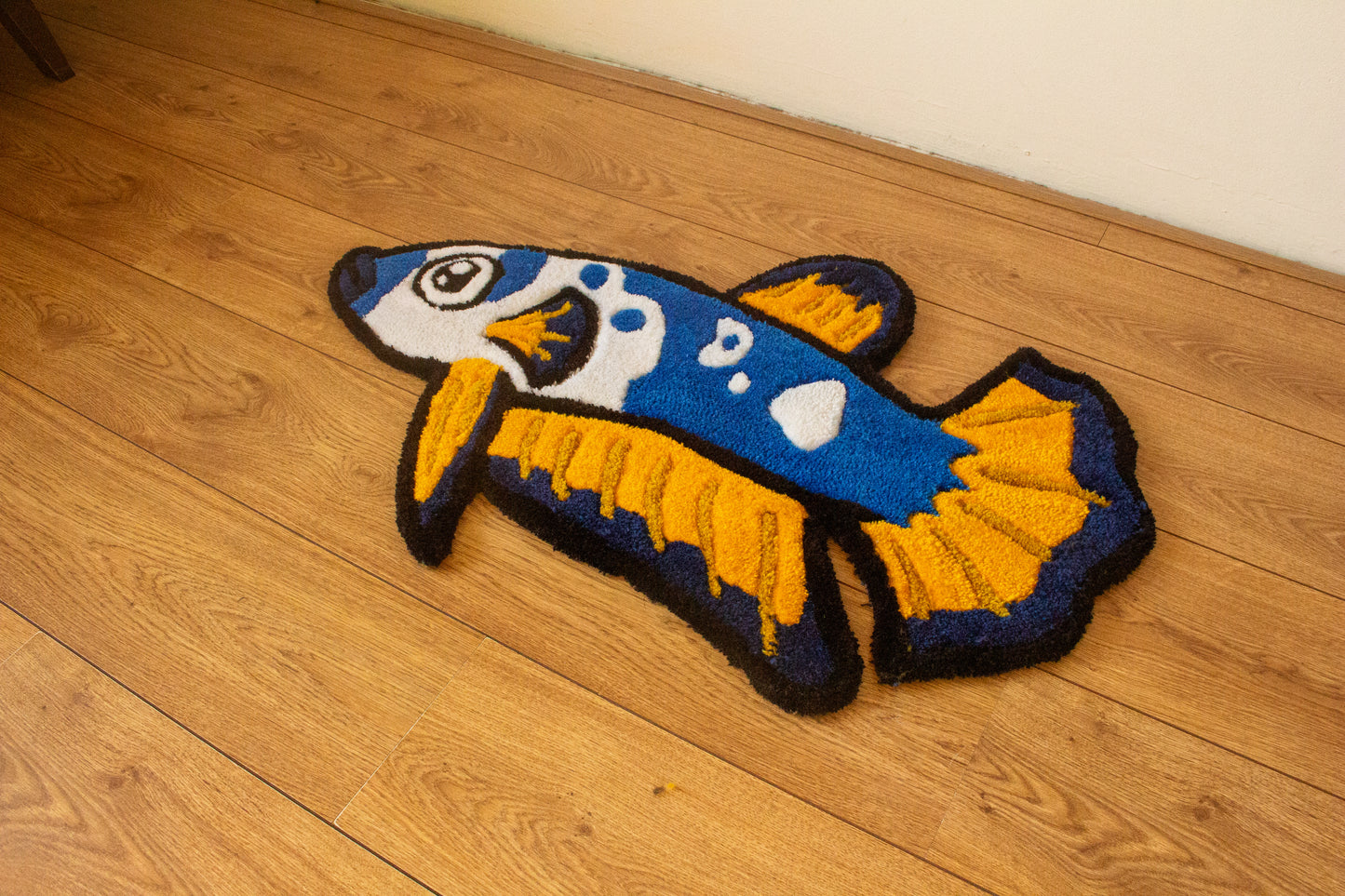 Handmade Betta Splendens Fish Rug – Soft, Cozy Aquarium Decor with Vibrant Colors