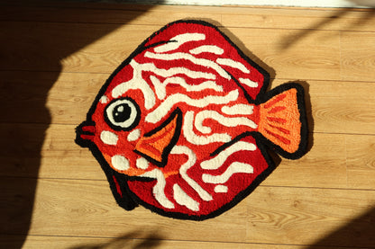Handmade Discus (Symphysodon aequifasciatus) Rug – Cozy, Colorful Aquarium Decor with Intricate Patterns